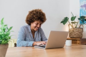 Ways to Communicate Effectively on LinkedIn